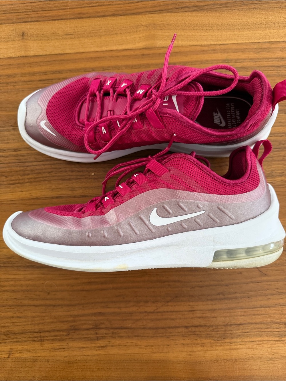 EUC Nike Women's Air Max Axis 'Wild Cherry' sz 8.5